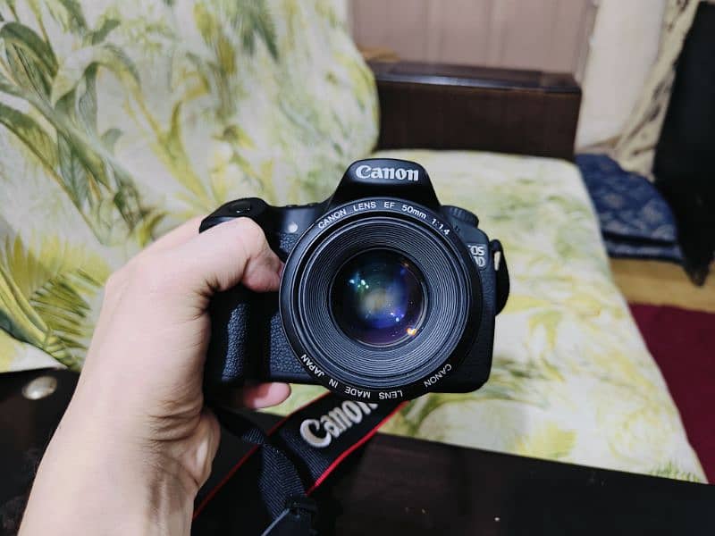 Canon EOS 60D for sale 2