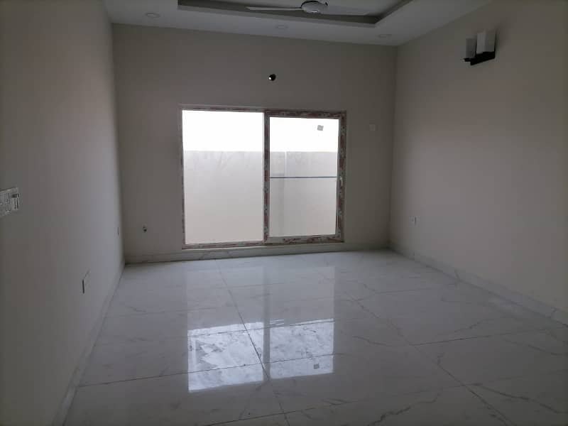 A House Of 350 Square Yards In Falcon Complex New Malir 4