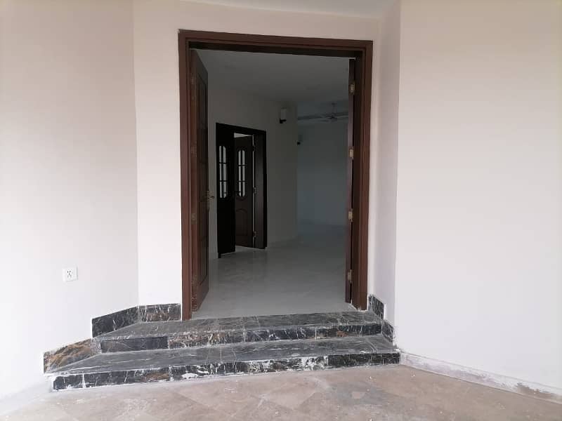 A House Of 350 Square Yards In Falcon Complex New Malir 5