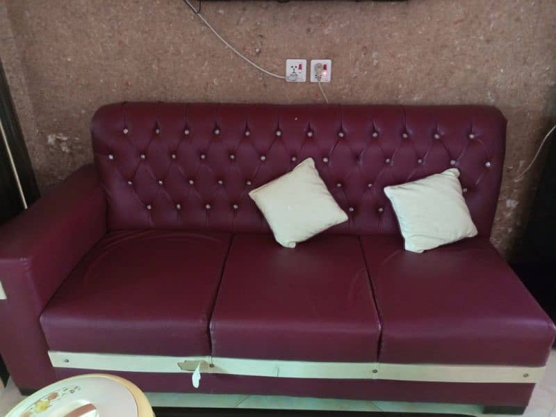 sofa with cushion 3