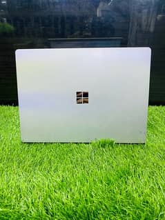 Microsoft Surface Laptop 2 | i7-8th | 16/512 | COD all over Pak