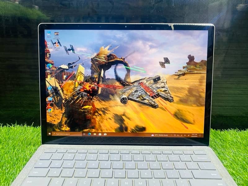 Microsoft Surface Laptop 2 | i7-8th | 16/512 | COD all over Pak 3