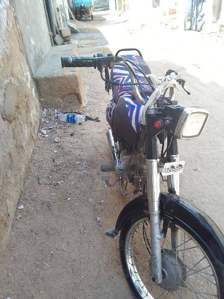 sb original Saman he mashallah sy bike bilkul sahi he koi km nhi he 1