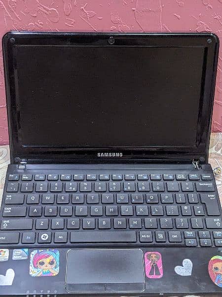 Samsung small size Laptop for sell 03471164257 0