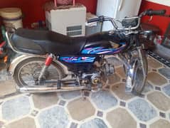 for sale bike condition blkl ok hai new jsi thora sa e use hova hai