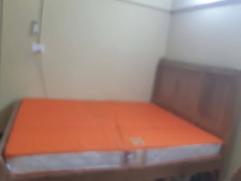 Queen size bed for selling 0