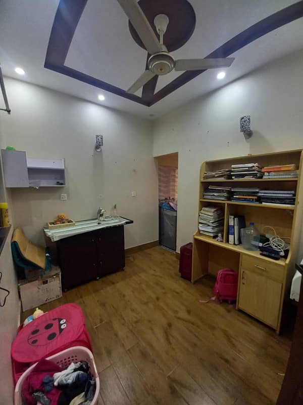 5 Marla Hot Location Slightly Used Like Brand New House E Block Bahria Orchard Lhr 13