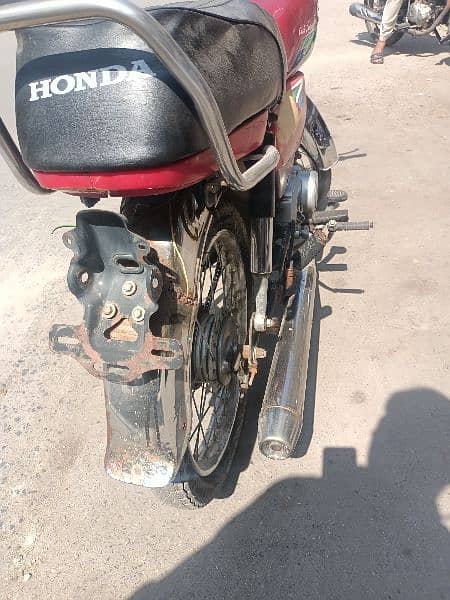 Honda CD 70 urgent sale 5