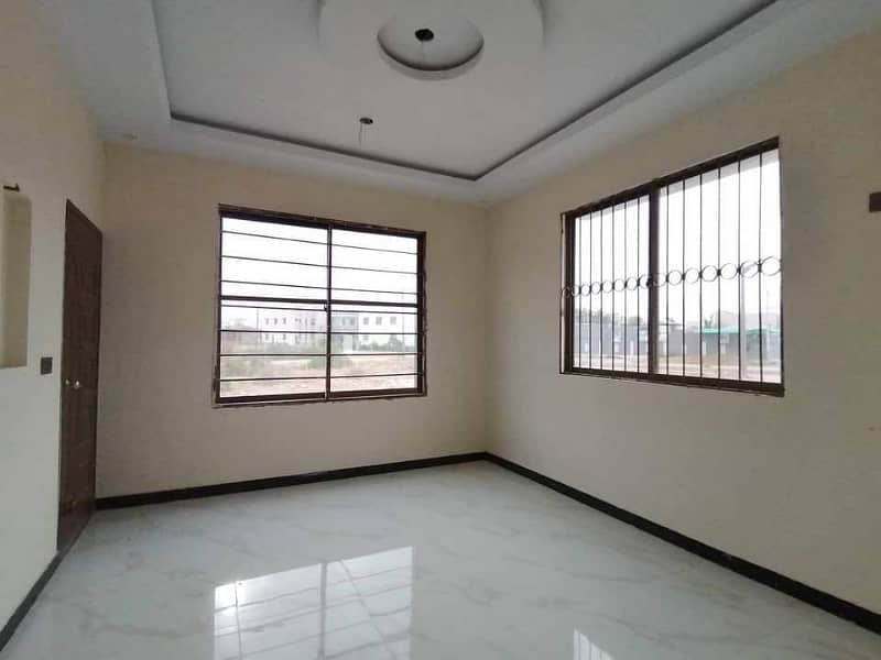 Centrally Located Prime Location Upper Portion In Federal B Area - Block 14 Is Available For sale 0