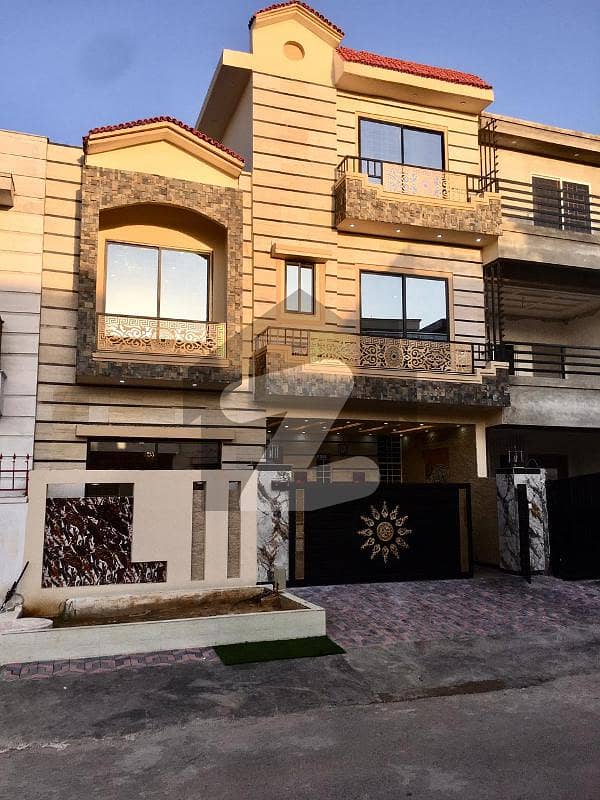 7 Marla Designer House For Sale 2