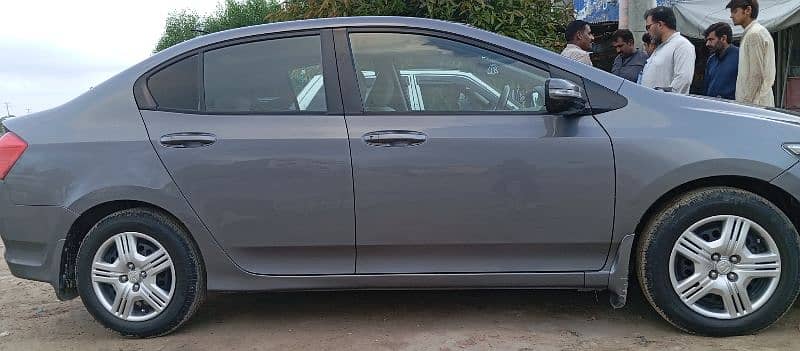 Honda City IVTEC 2016 total genuine 4