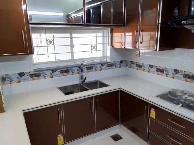 5 marla brand new and Lavish house for sale in jubilee town 12