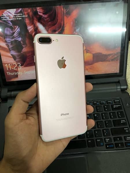 Iphone 7 plus 128 gb approved 1