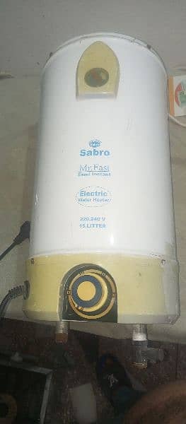 sabro Electric gayzer 15 liter good condition 1