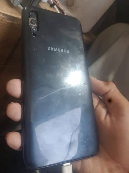 Samsung a70 6 128 1