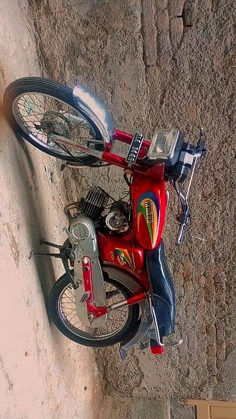 good condition ha exchange Honda 125 7