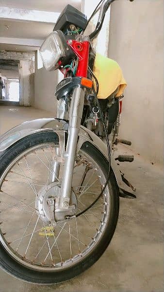 Bike For urgent sale.   Contact number. . . . 03435543074. . . 3