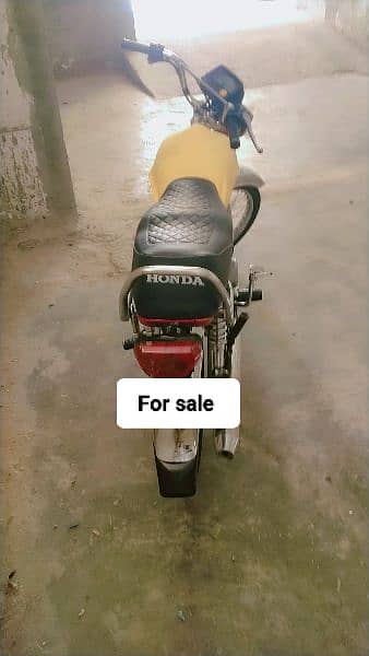 Bike For urgent sale.   Contact number. . . . 03435543074. . . 8