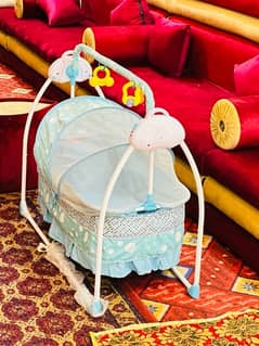 ELECTRONIC BABY SWING WITH REMOTE CONTROL