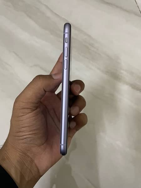 Iphone 11 128gb pta approved 4