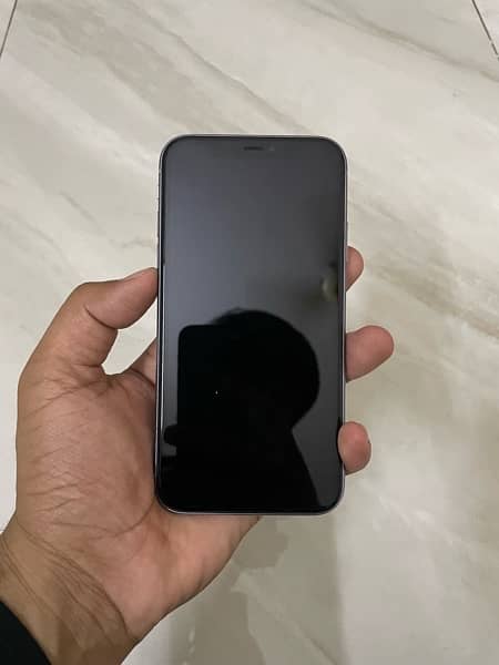 Iphone 11 128gb pta approved 5