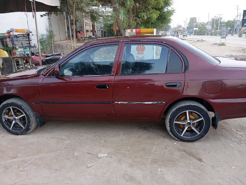 Toyota Corolla 2.0 D 2000 model urgent sale 3