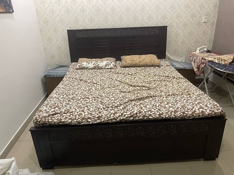 KING SIZE DOUBLE BED WITH MATRESS AND SIDE TABLES 1