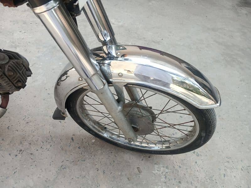 Road Price 70CC for sale in good co dition 2