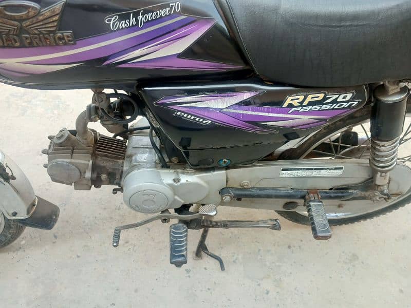 Road Price 70CC for sale in good co dition 5