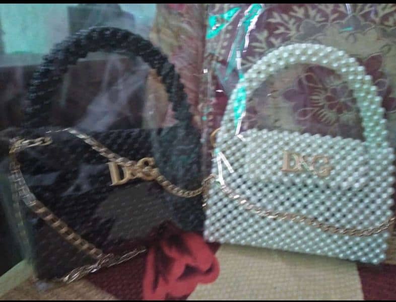 woman hand bags 2