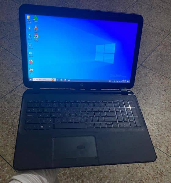 Hp laptop i3 / 3rd generally  in good condition 2