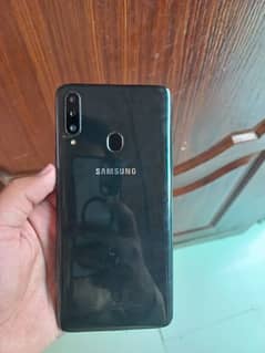 Samsung A20s