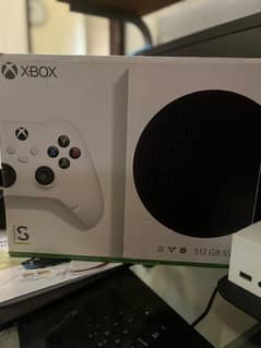 Xbox series S , 512gb SSD , 120FPS