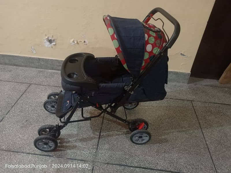 baby stroller and baby swing for sale 1