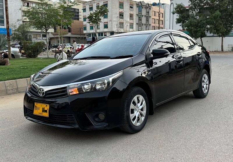 Toyota Corolla GLI 2015 Automatic Transmission 3