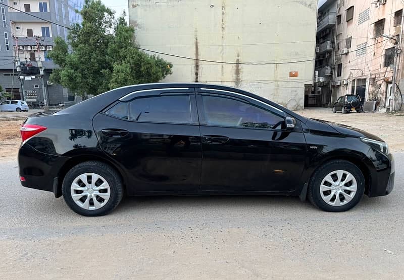 Toyota Corolla GLI 2015 Automatic Transmission 4