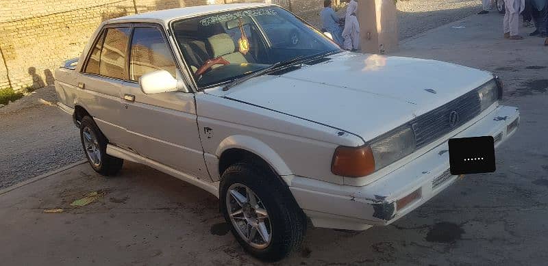 Nissan Sunny 1988 8