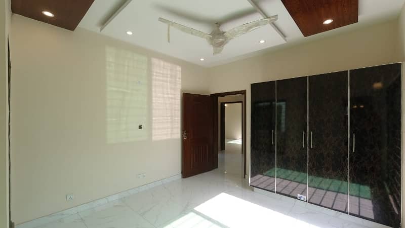 Buying A Prime Location House In EME Society - Block A Lahore? 1