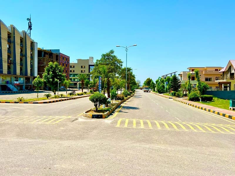 10 MARLA MAIN MARKAZ COMMERCIAL PLOT FOR SALE F-17 ISLAMABAD 40