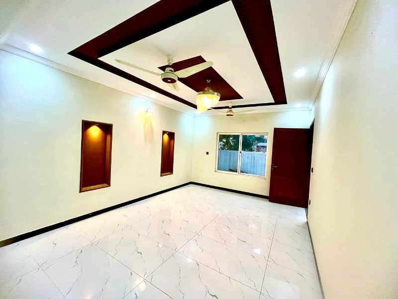 10 MARLA LUXURY BRAND NEW DOUBLE STOREY HOUSE FOR SALE MULTI F-17 ISB 8