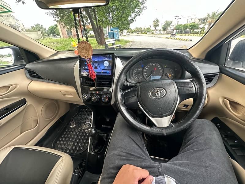 Toyota Yaris 2021 1