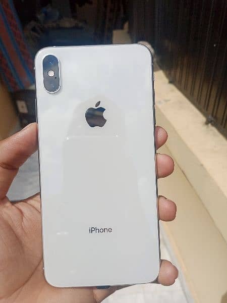 iPhone xs max 64GB LLA model, Never open repair urgent sale 3