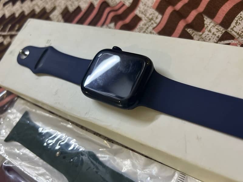 Apple Watch series 7 45mm BATTERY HEALTH 100 1