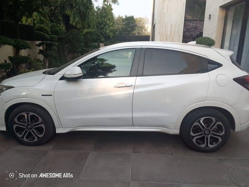 Honda Vezel 2017 1