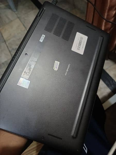 Dell Latitude 7420 2