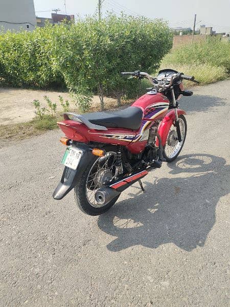 Honda 125 CG bike 2