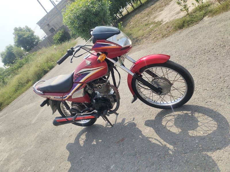 Honda 125 CG bike 10