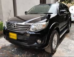 Toyota Fortuner V 2014