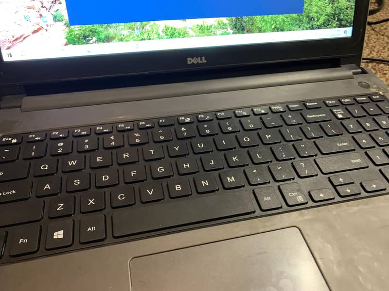 Dell Inspiron 5559 Laptop 4