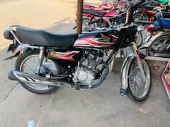 Honda CG 125 Black Colour